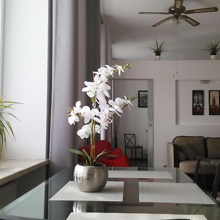 Amber Apartments Palac Kultury ワルシャワ エクステリア 写真