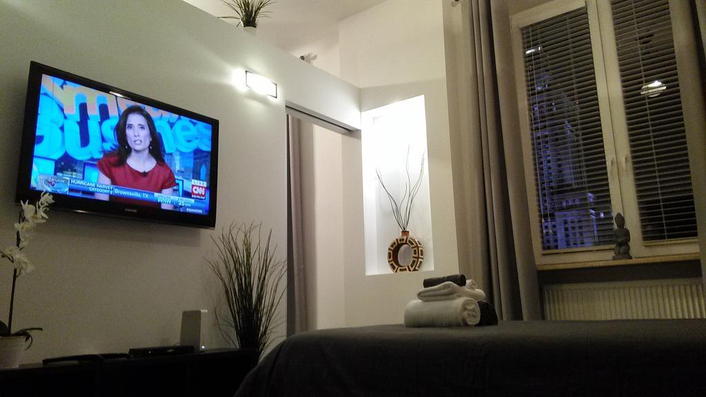 Amber Apartments Palac Kultury ワルシャワ エクステリア 写真