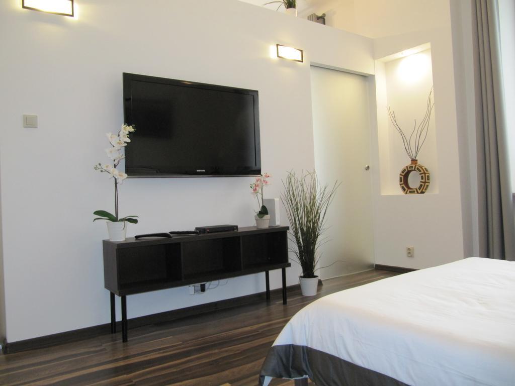 Amber Apartments Palac Kultury ワルシャワ エクステリア 写真