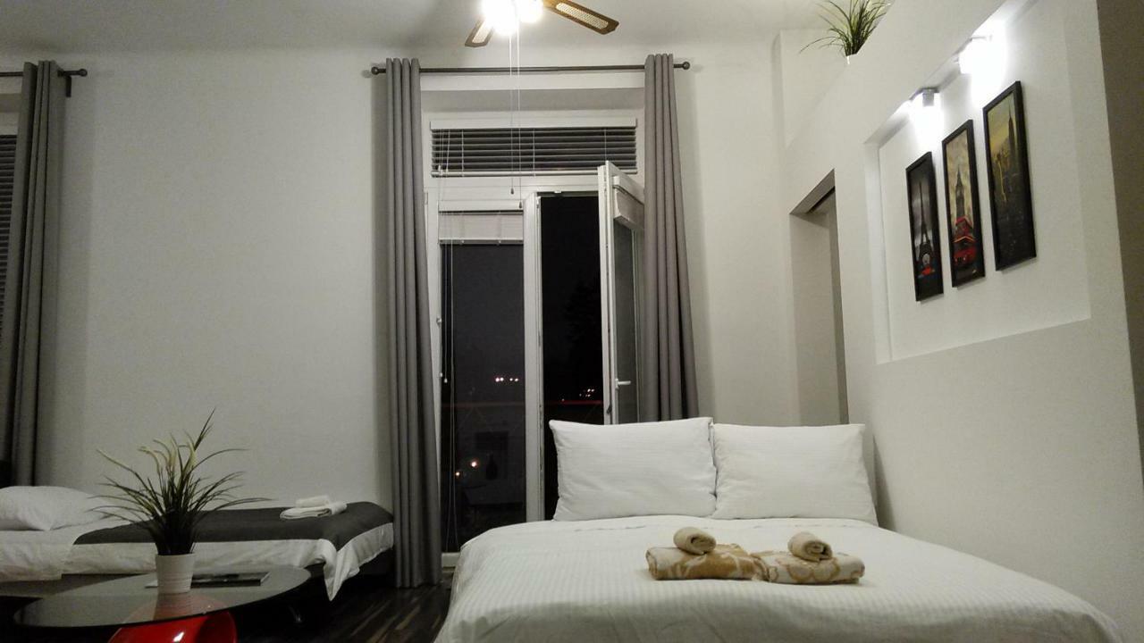Amber Apartments Palac Kultury ワルシャワ エクステリア 写真